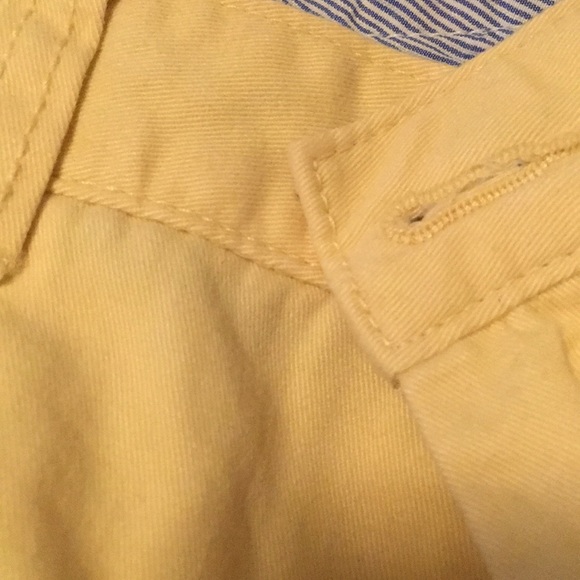 Yellow Shorts Club Room - Picture 3 of 3